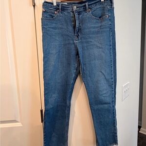 GAP Cigarette High Rise Jeans in Medium Blue Wash